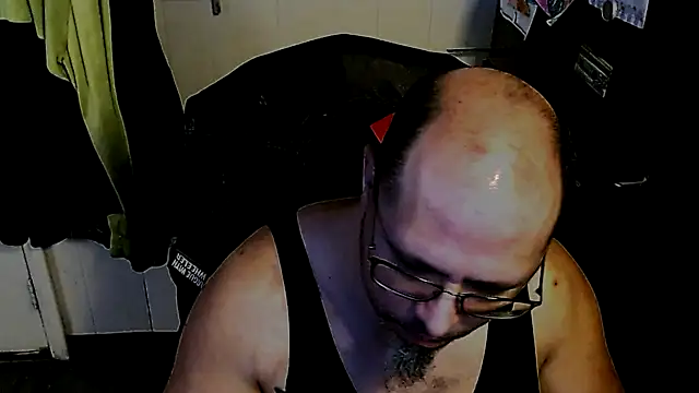 KrazyLegz online show from 11-22-25, 05:23