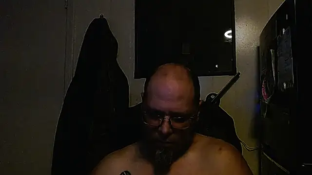 KrazyLegz online show from 11-17-25, 08:51