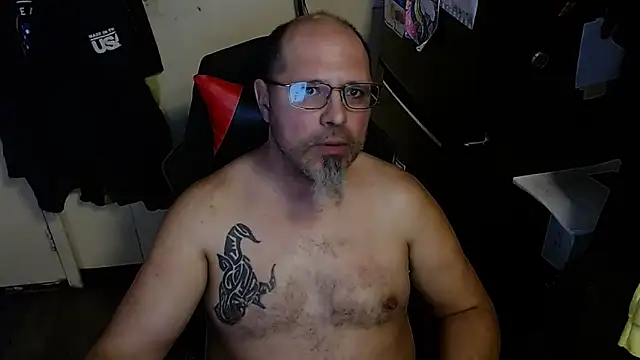 KrazyLegz online show from 03-06-26, 01:22