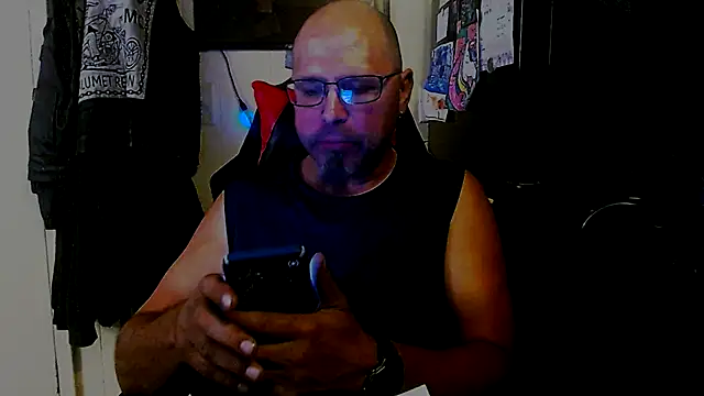 KrazyLegz online show from 10-01-25, 11:52