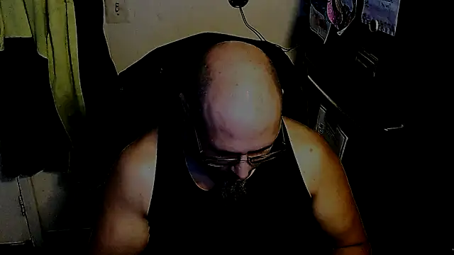 KrazyLegz online show from 11-29-25, 04:29