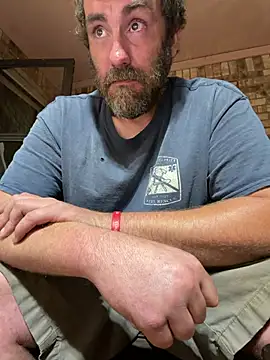 Snapshot of bigJohnson223 chatting on 03-31-26, 05:53 bigJohnson223 online show from 03-31-26, 05:53