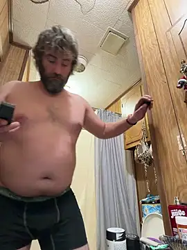 Snapshot of bigJohnson223 chatting on 12-22-25, 04:45 bigJohnson223 online show from 12-22-25, 04:45