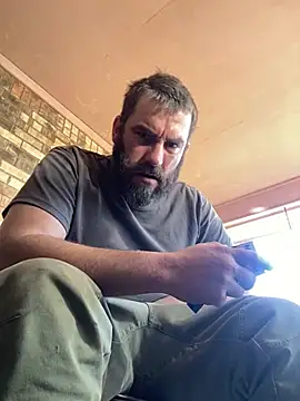 Snapshot of bigJohnson223 chatting on 01-18-25, 10:17 bigJohnson223 online show from 01-18-25, 10:17