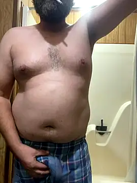 Snapshot of bigJohnson223 chatting on 10-30-25, 12:31 bigJohnson223 online show from 10-30-25, 12:31