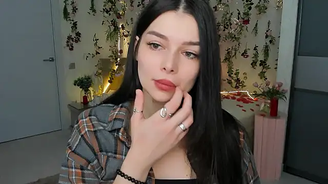 ContinentOfTranquility online show from 03-09-26, 04:05