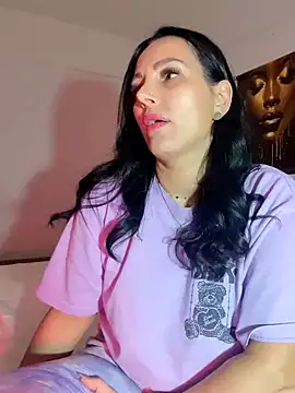 ReiyaRey online show from 04-15-26, 07:51