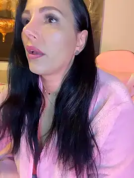 Snapshot of ReiyaRey chatting on 04-28-26, 03:44 ReiyaRey online show from 04-28-26, 03:44