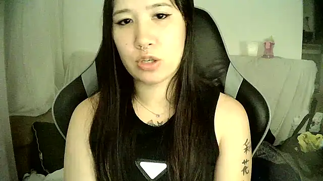 Snapshot of Japabaixinha chatting on 03-22-25, 04:24 Japabaixinha online show from 03-22-25, 04:24