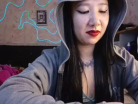 Japabaixinha online show from 07-12-26, 06:47
