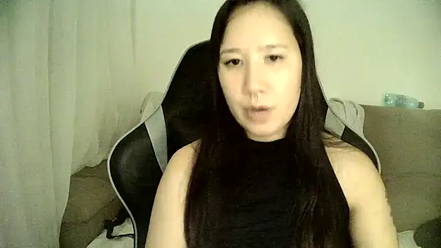 Snapshot of Japabaixinha chatting on 03-19-25, 03:52 Japabaixinha online show from 03-19-25, 03:52