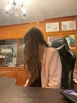 Snapshot of Lori_Foxy chatting on 12-20-24, 05:51 Lori Foxy online show from 12-20-24, 05:51