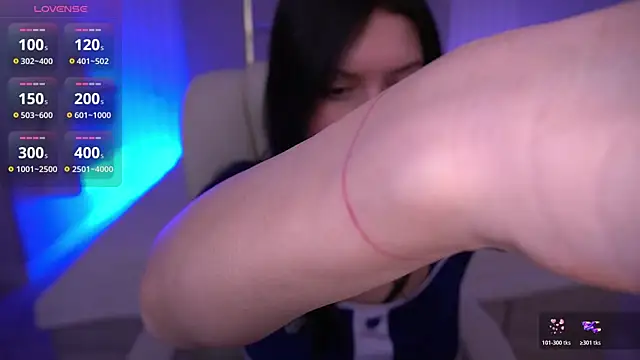 MilaSecrett online show from 10-30-25, 02:04