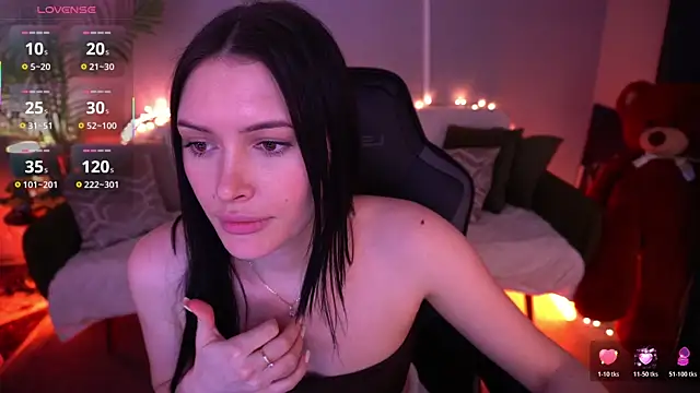 MilaSecrett online show from 04-14-26, 01:49