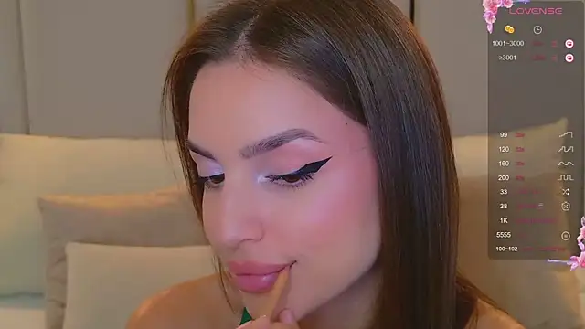 BellaHalles online show from 11-04-25, 06:06