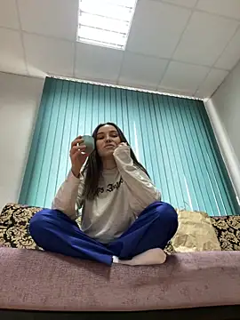 Snapshot of Jinna_milli chatting on 03-02-25, 11:19 Jinna milli online show from 03-02-25, 11:19