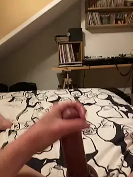 LivingLegend1978 online show from 02-14-25, 05:36