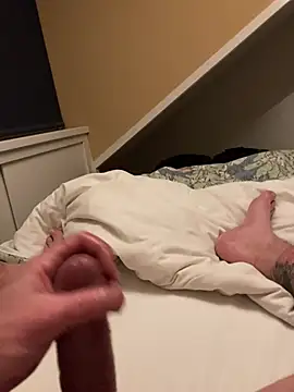 LivingLegend1978 online show from 02-11-26, 11:04