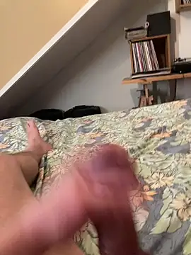 LivingLegend1978 online show from 03-01-25, 01:51