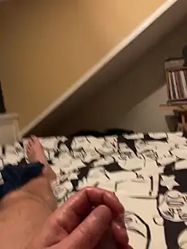 LivingLegend1978 online show from 10-16-25, 06:49