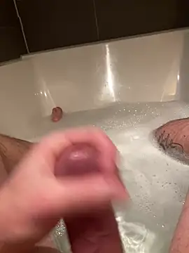 LivingLegend1978 online show from 12-18-24, 08:14