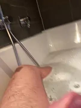 LivingLegend1978 online show from 03-19-25, 05:39