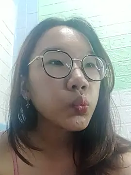 Snapshot of Nanoko chatting on 07-19-26, 06:55 Nanoko online show from 07-19-26, 06:55