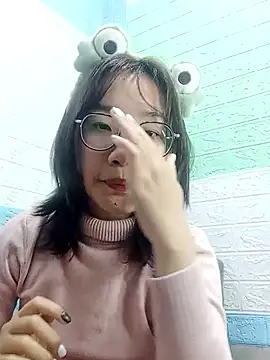 Snapshot of Nanoko chatting on 01-10-26, 12:00 Nanoko online show from 01-10-26, 12:00