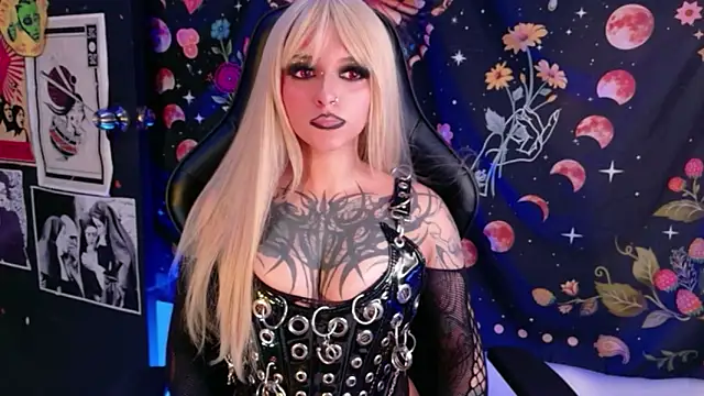 Snapshot of Agatha_BDSM chatting on 05-23-26, 10:31 Agatha BDSM online show from 05-23-26, 10:31
