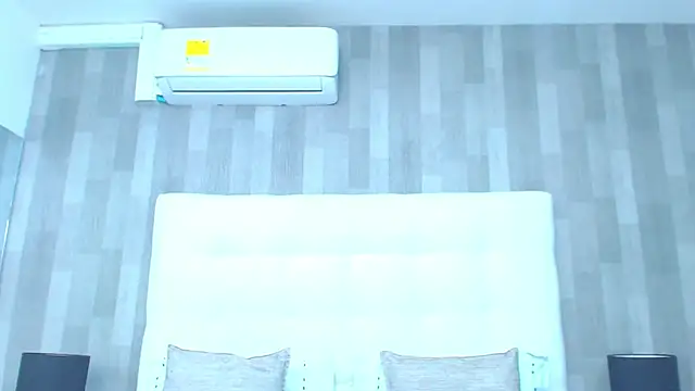 LeahMillerr online show from 11-26-25, 12:49