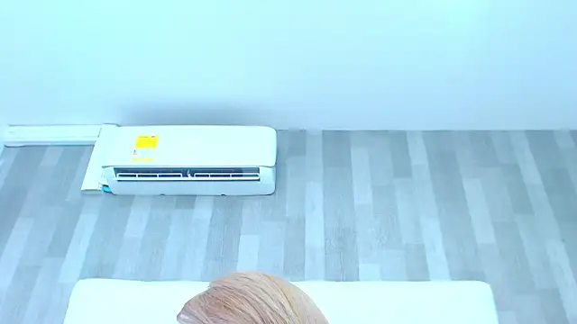 Snapshot of LeahMillerr chatting on 09-24-25, 07:31 LeahMillerr online show from 09-24-25, 07:31