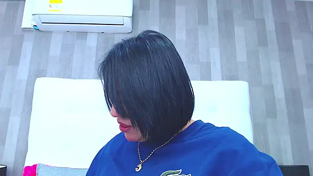 Snapshot of LeahMillerr chatting on 01-28-25, 12:32 LeahMillerr online show from 01-28-25, 12:32