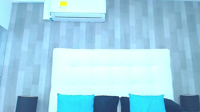 Snapshot of LeahMillerr chatting on 09-15-25, 12:38 LeahMillerr online show from 09-15-25, 12:38