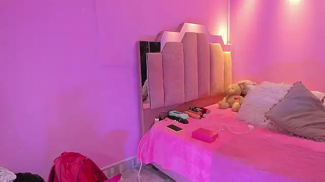 LoveQueen2 online show from 01-11-26, 12:12