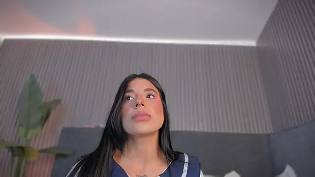 emelie 89 online show from 04-29-26, 12:31