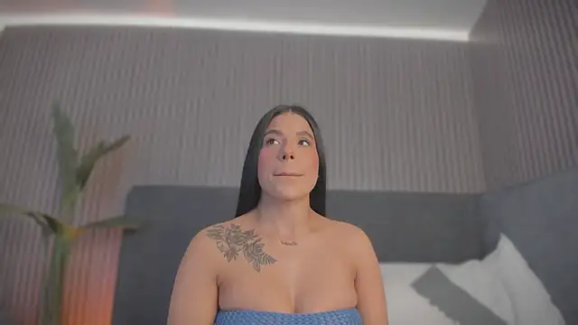 emelie 89 online show from 03-12-26, 12:09