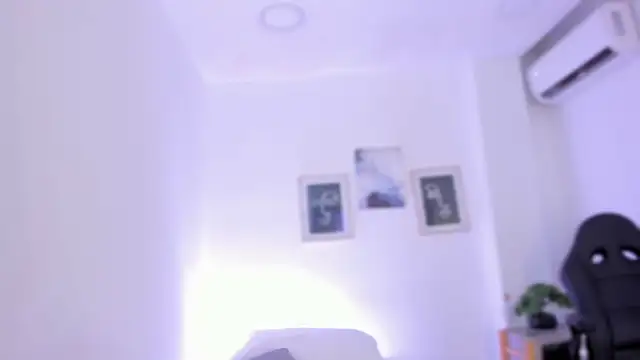 emelie 89 online show from 10-08-25, 12:28