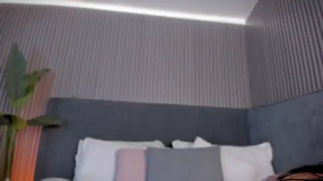 emelie 89 online show from 04-23-26, 12:22
