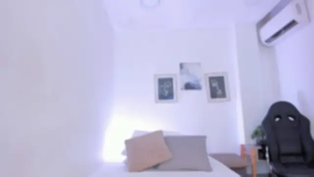 emelie 89 online show from 10-19-25, 01:25