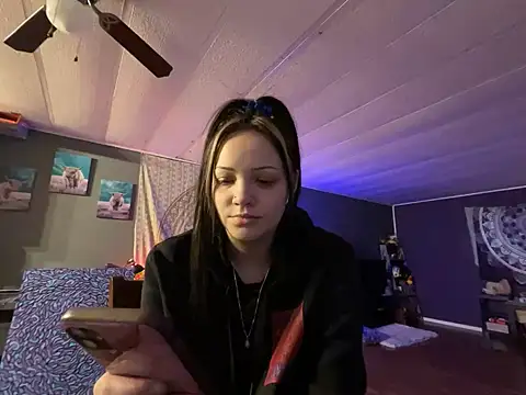 skinwalkingzombie online show from 12-11-24, 04:31