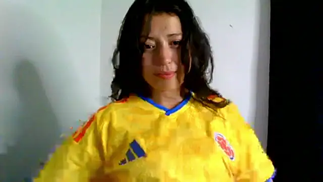 Snapshot of katherodriguezx chatting on 06-17-26, 11:36 katherodriguezx online show from 06-17-26, 11:36