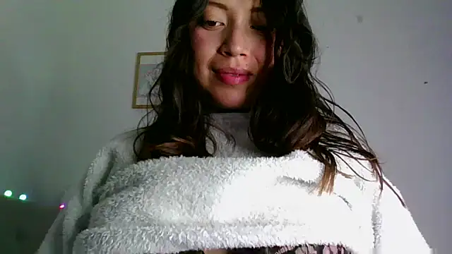 Snapshot of katherodriguezx chatting on 04-25-26, 03:09 katherodriguezx online show from 04-25-26, 03:09