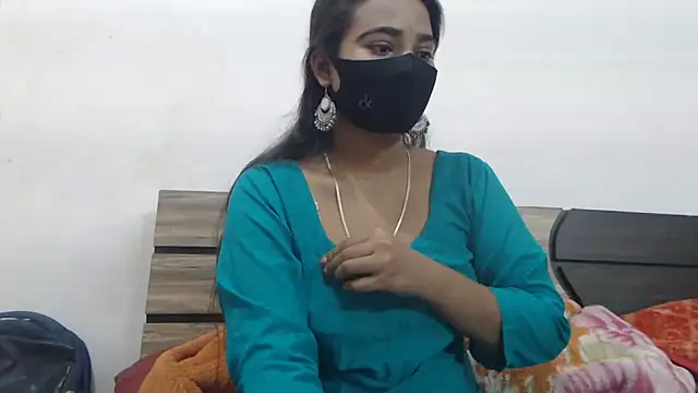 wildbabes online show from 05-06-26, 06:12