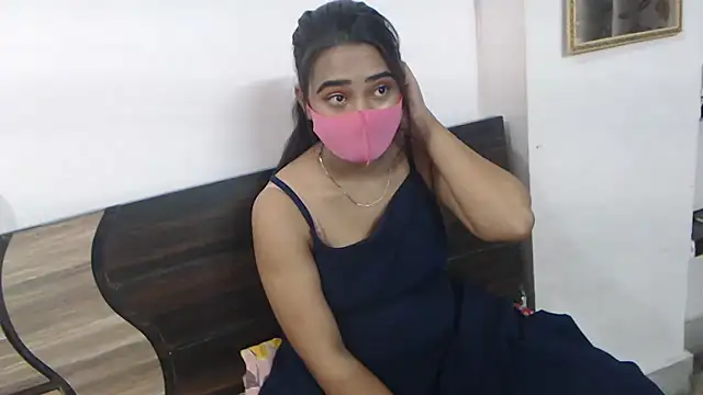 Snapshot of wildbabes chatting on 07-20-26, 08:33 wildbabes online show from 07-20-26, 08:33
