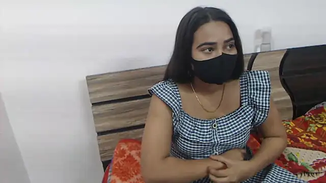 Snapshot of wildbabes chatting on 06-23-26, 05:22 wildbabes online show from 06-23-26, 05:22