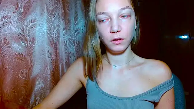 EmillyPlay online show from 12-05-25, 06:34