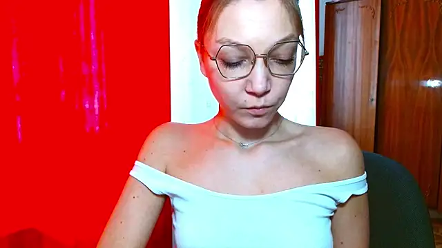 EmillyPlay online show from 01-11-26, 10:11