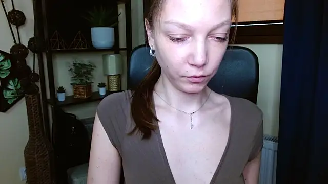 EmillyPlay online show from 03-16-26, 07:01