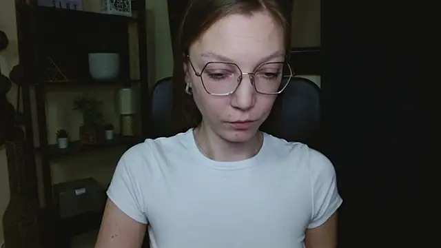 EmillyPlay online show from 02-13-26, 06:46