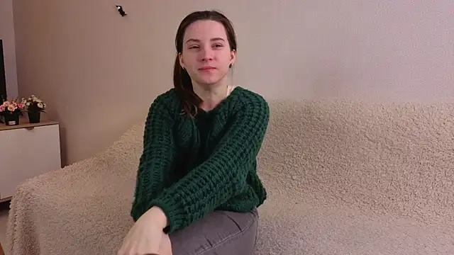 DonnaBurkee online show from 11-27-25, 04:13